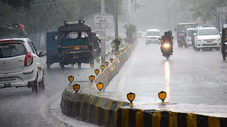 MeT predicts heavy rain in North Bengal, NE