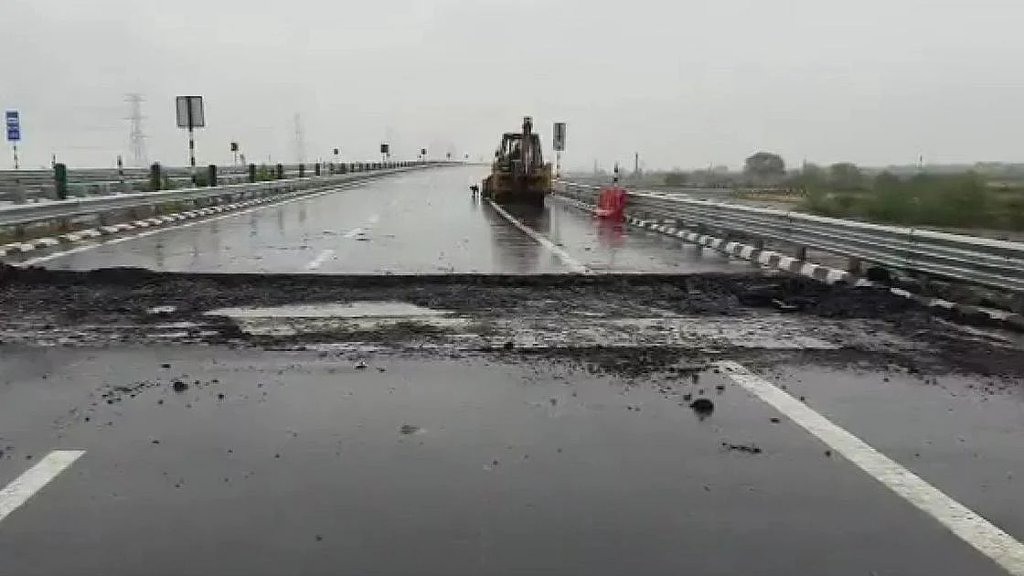 The Bundelkhand Expressway in Uttar Pradesh caved in days after it was inaugurated by PM Modi and CM Adityanath