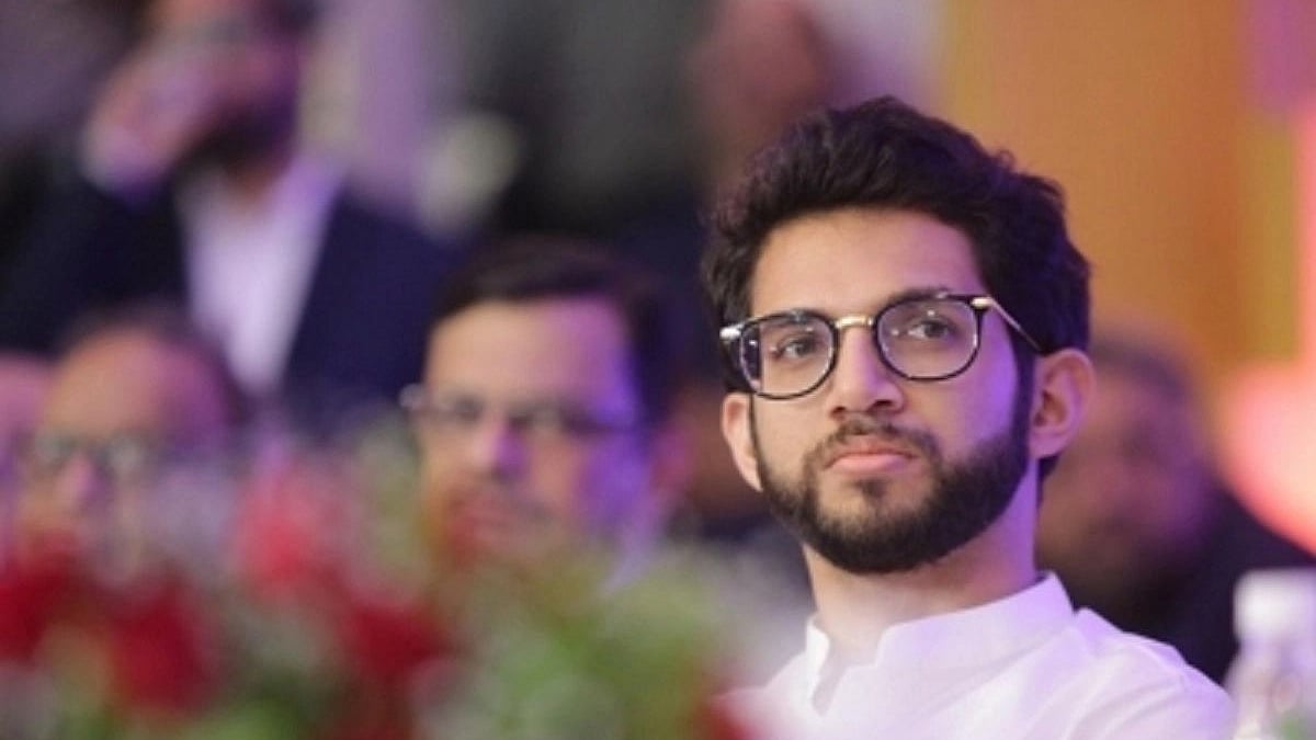 ditya Thackeray Rallies Shiv Sena Loyalists Through Shiv Samvad For A Mid Term Poll ditya Thackeray Rallies Shiv Sena Loyalists Through Shiv Samvad For A Mid Term Poll