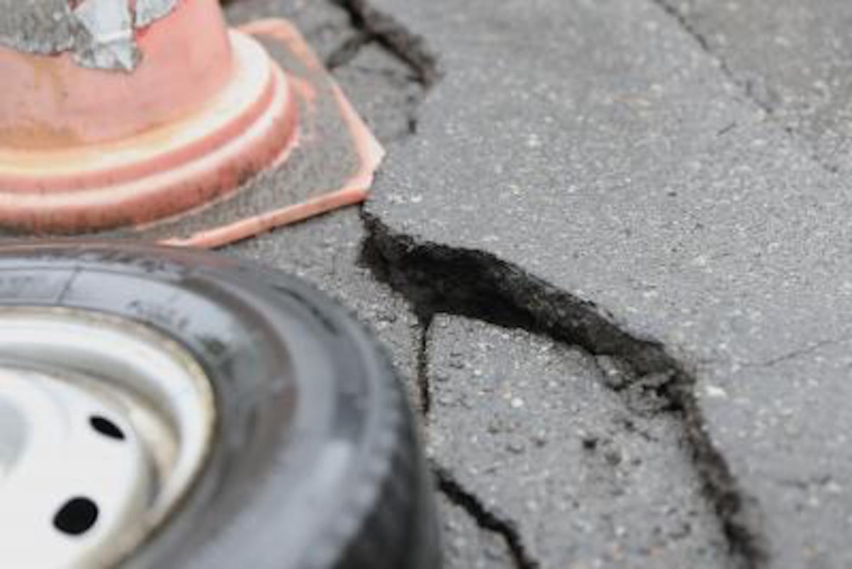 5.6-magnitude quake strikes off Japan's Fukushima, no tsunami warning