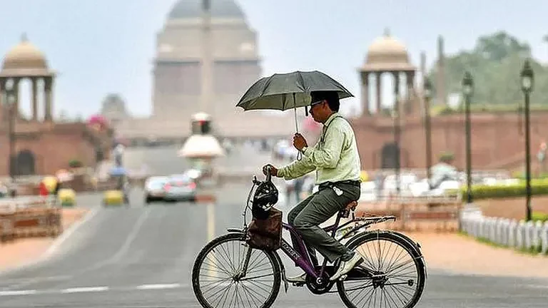 Record-breaking heat increased vulnerability of half of Delhi's population: WMO Report