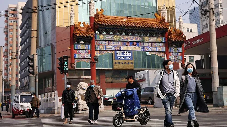 Beijing under COVID-19 alert after a school, university report fresh cases