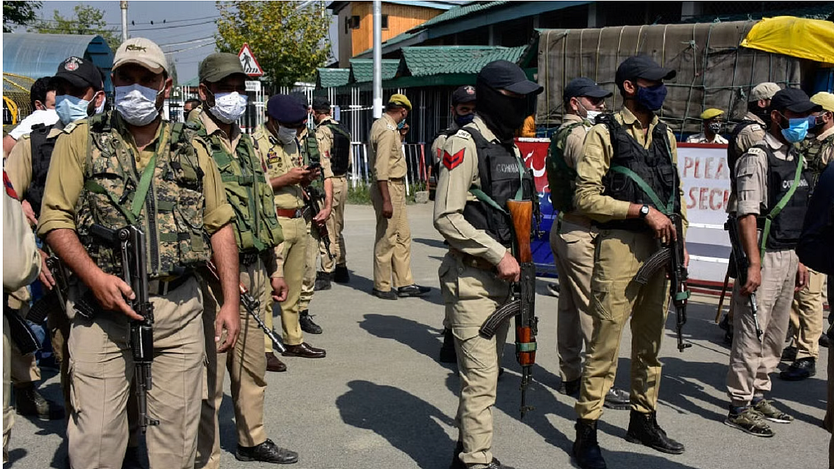 10 Kashmiri Pandit families leave their village in Shopian fearing target killing
