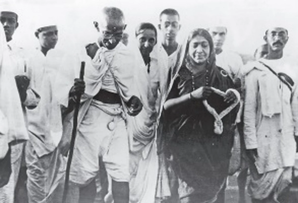 Gandhi and Sarojini Naidu during the Salt March of 1930, protesting against the British government’s monopoly on salt production