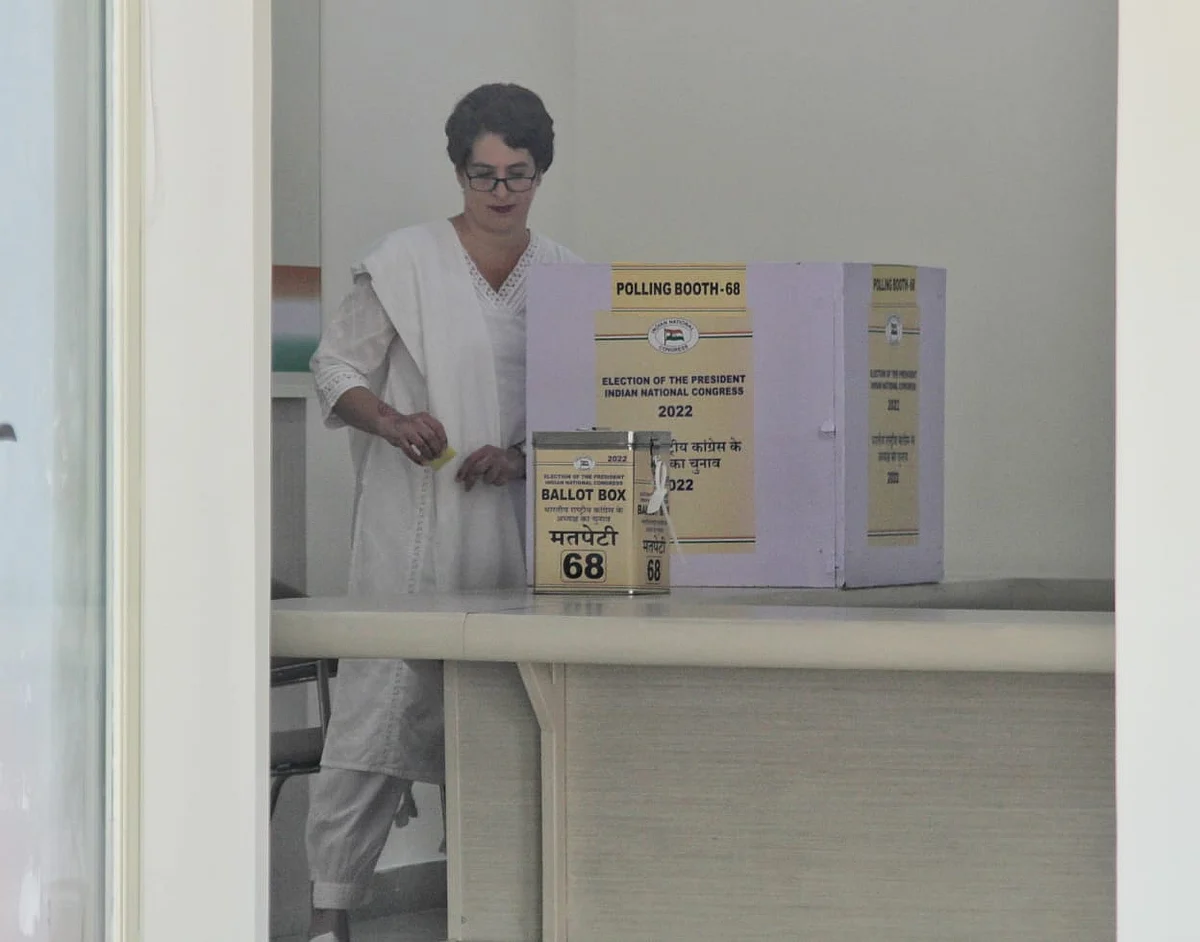 Congress leader Priyanka Gandhi casting her vote in Delhi