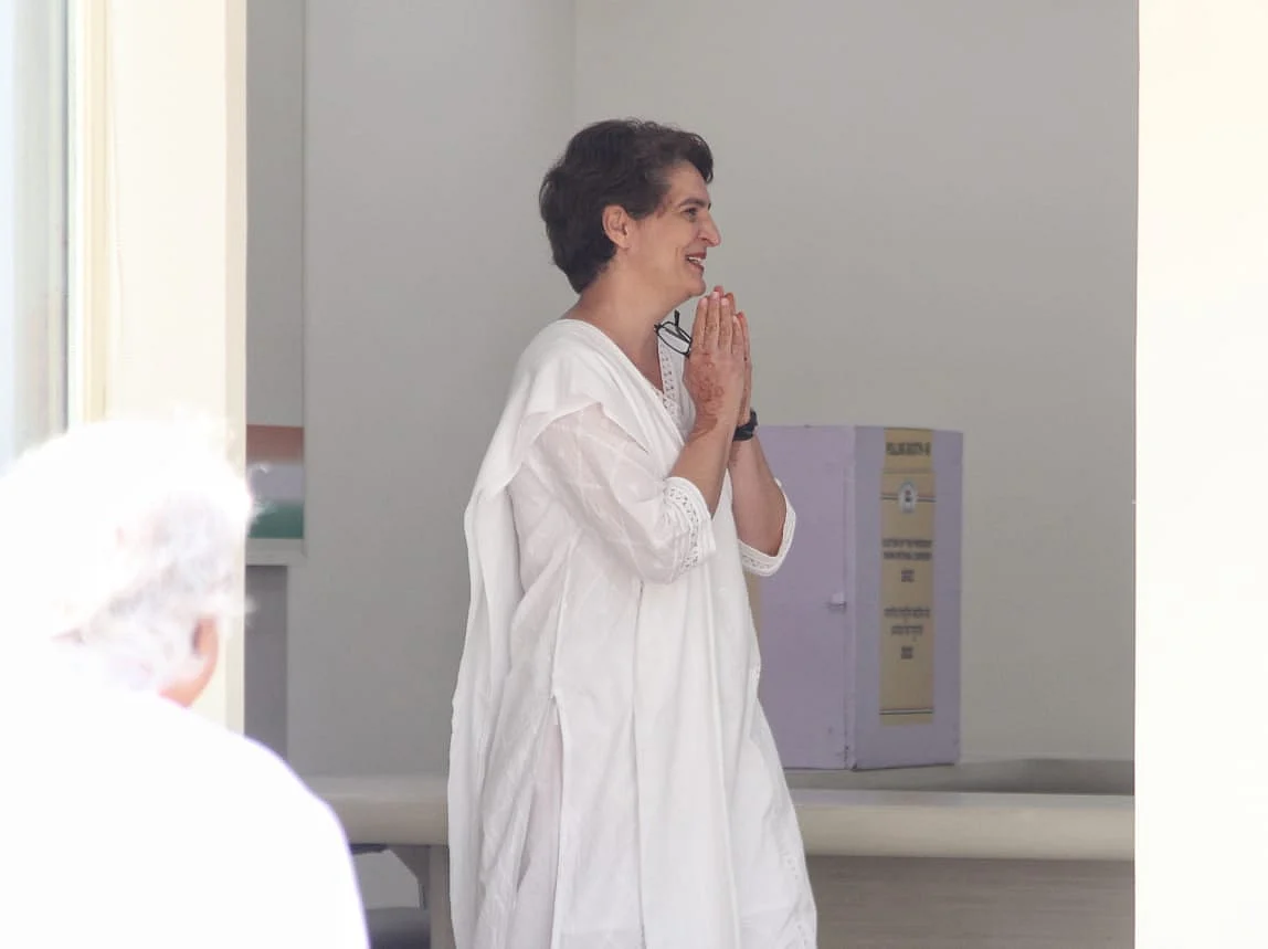 Congress presidential polls: Senior leaders including Sonia Gandhi, Manmohan Singh cast their votes