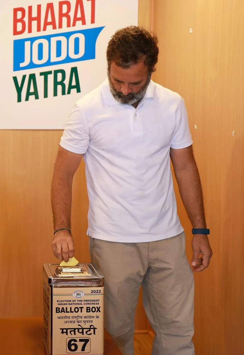 Rahul Gandhi cast his vote for the party presidential election from the Sanganakallu village in Karnataka's Ballari district on Monday.