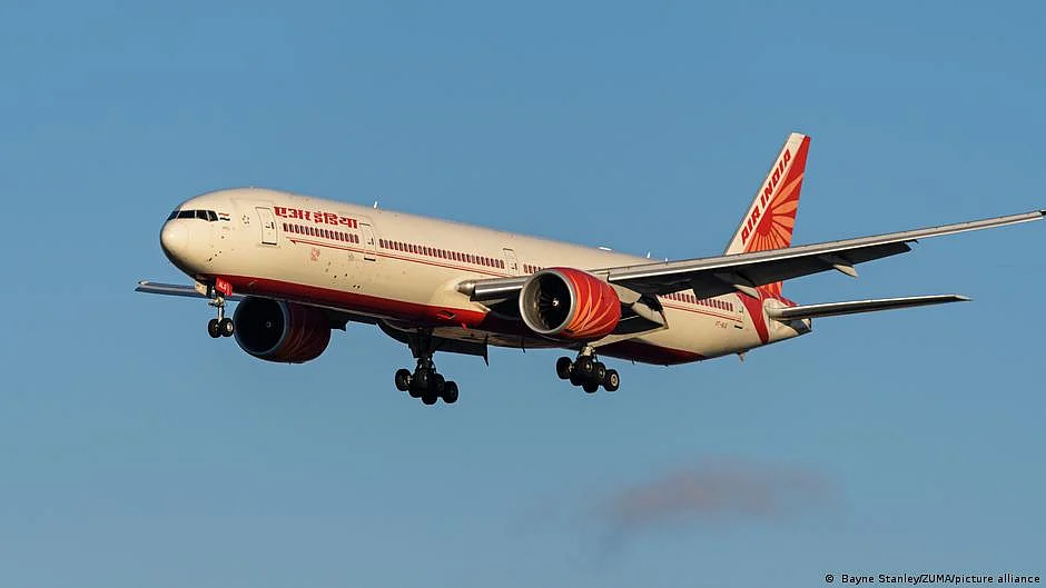 Delhi Police soon to arrest man who urinated on Air India co-passenger