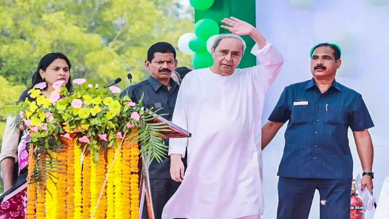 Naveen Patnaik campaigns in Padampur