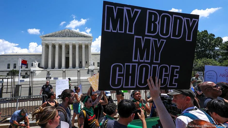 US makes abortion pills available in retail pharmacies