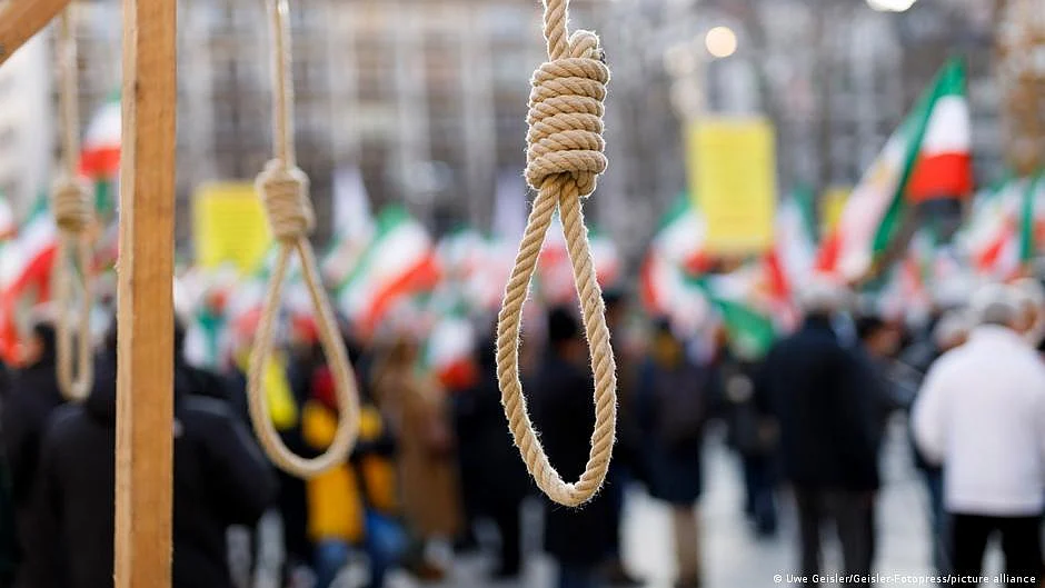 Iran executes two more men in connection with protests