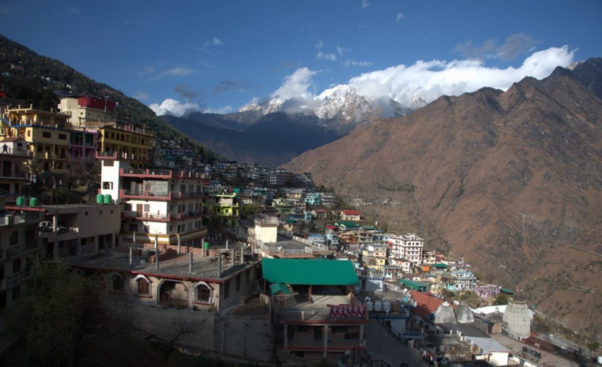 Land subsidence in Joshimath shatters many business dreams