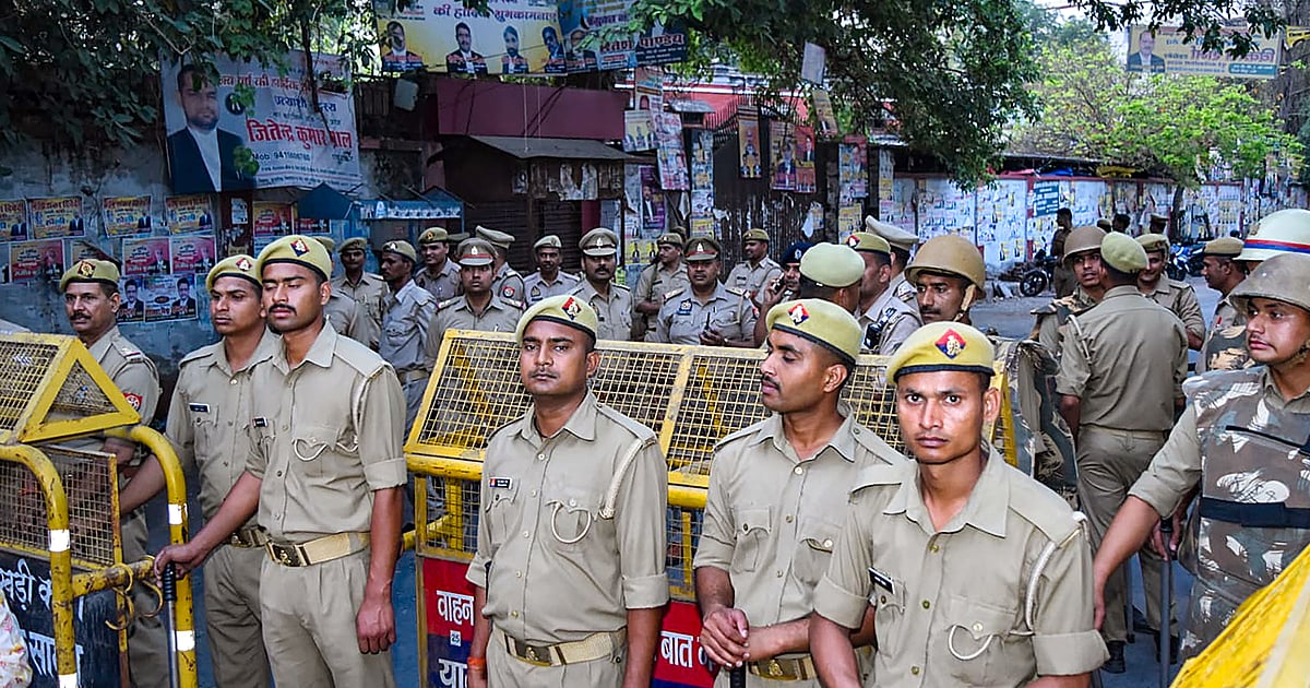 इंटरनेट बहाल होने से प्रयागराज के लोगों ने ली राहत की सांस- People of Prayagraj heaved a sigh of relief after internet was restored