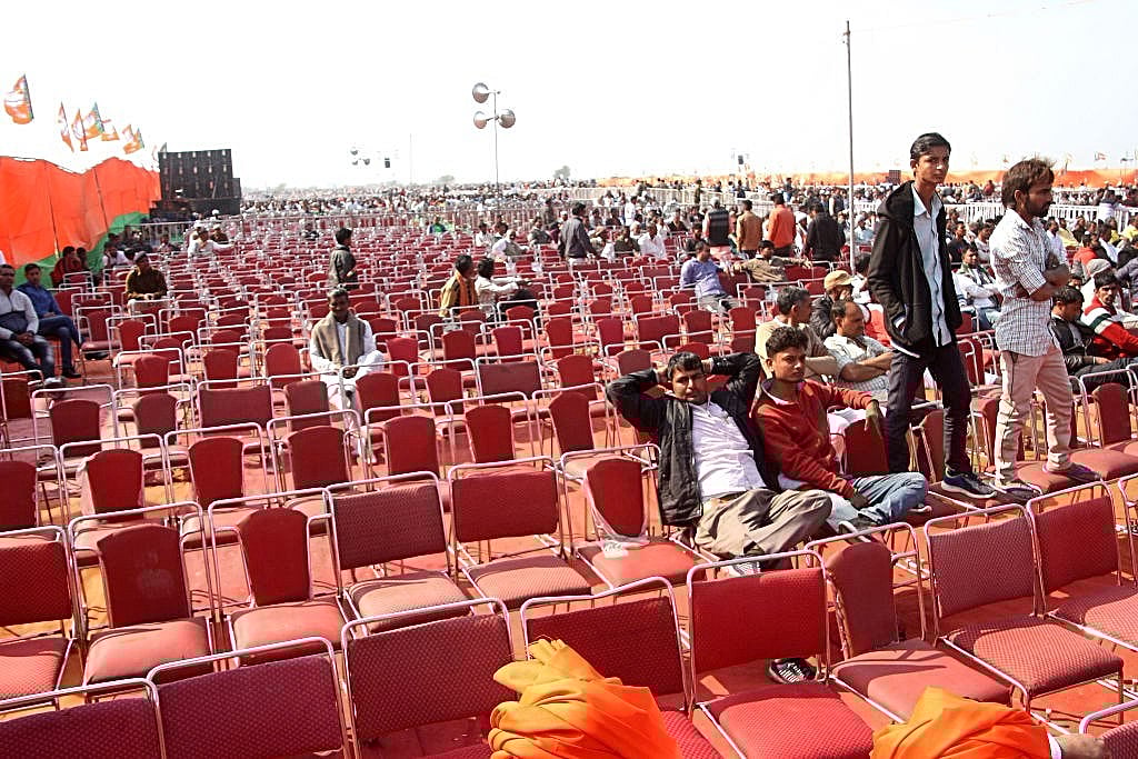 Amit Shah Jind rally: Three more videos of crowd of empty chairs