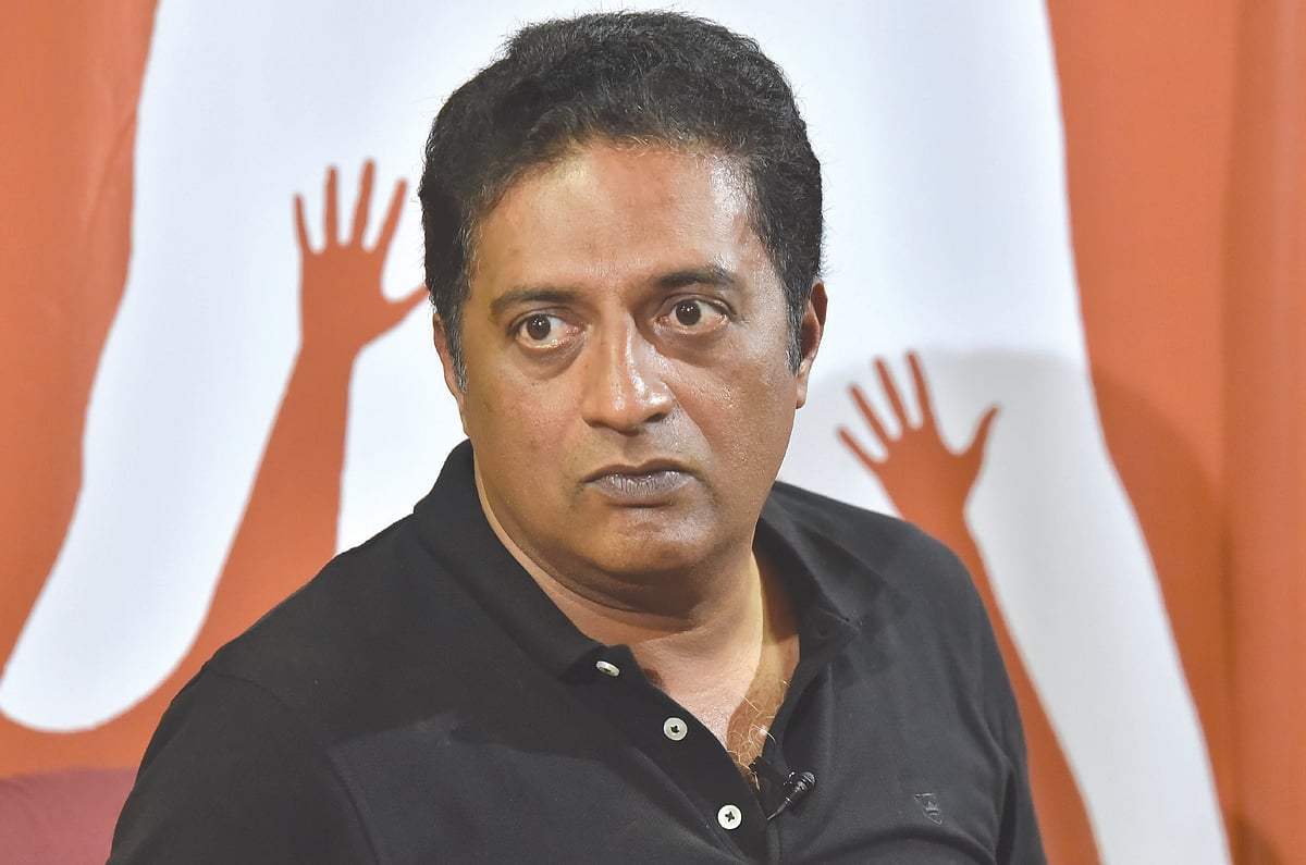 Why Are The Hindutva Killers Born Poor Asks Prakash Raj Raj will begin his delhi campaign from the north east lok sabha constituency on saturday. why are the hindutva killers born