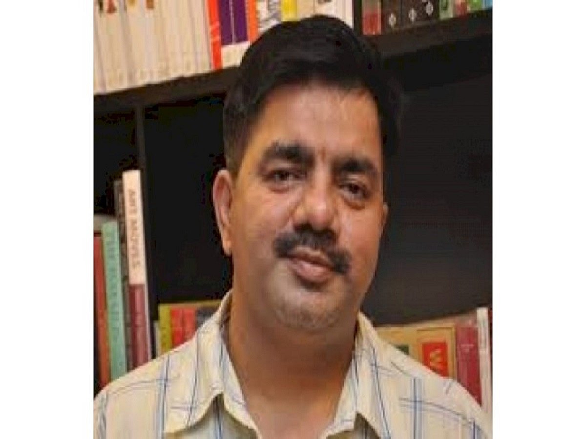 Painful to see journalism reduced to soap opera S Hussain Zaidi