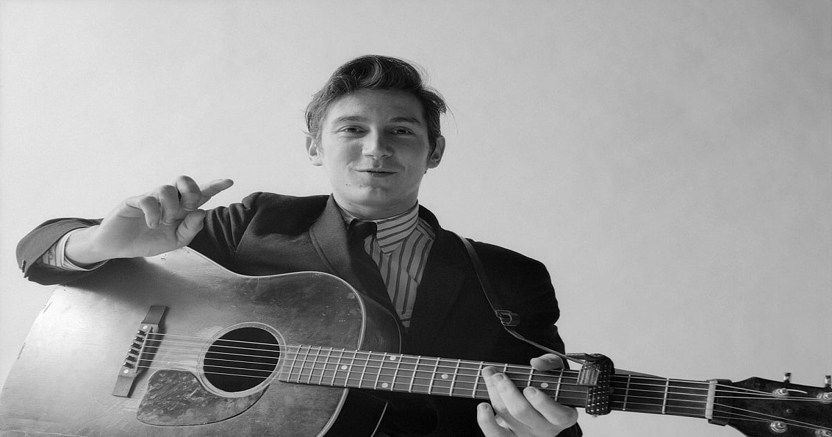 Remembering American protest singer Phil Ochs: A chronicler of civil ...