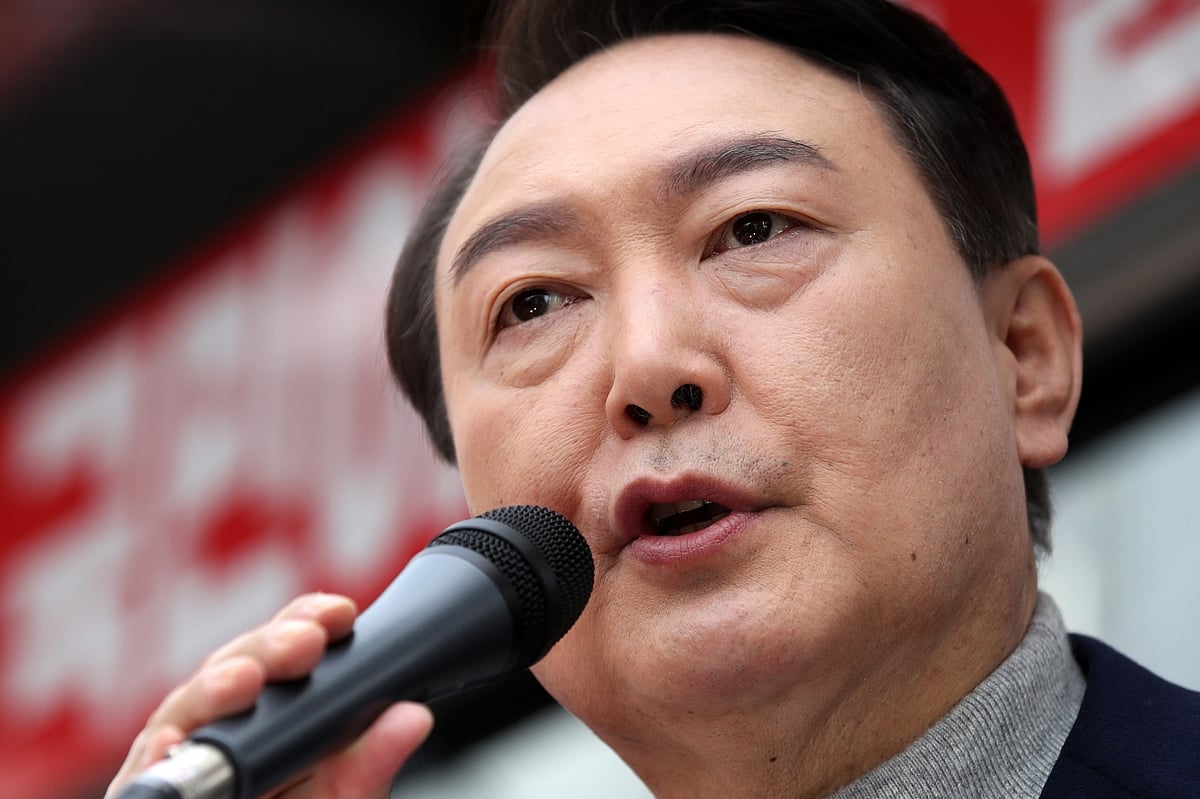 Yoon Sukyeol elected South Korea's next President