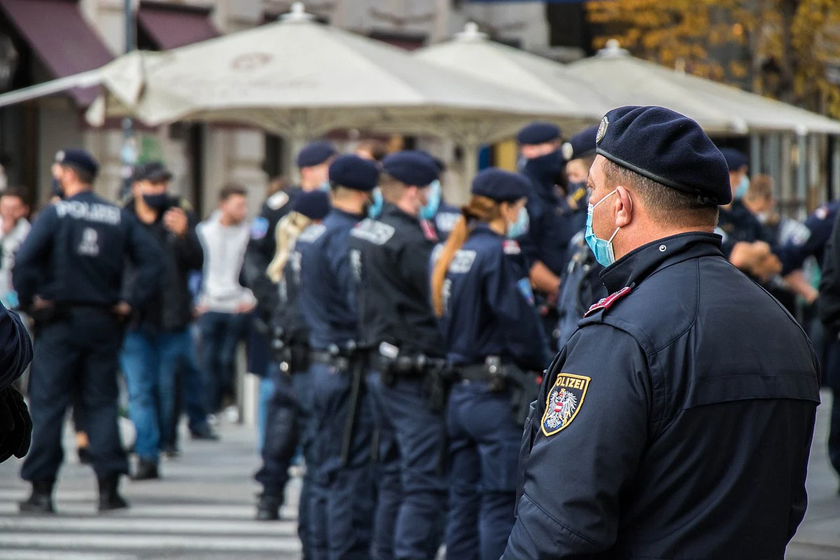 Five including attacker dead, 15 injured in Vienna attack