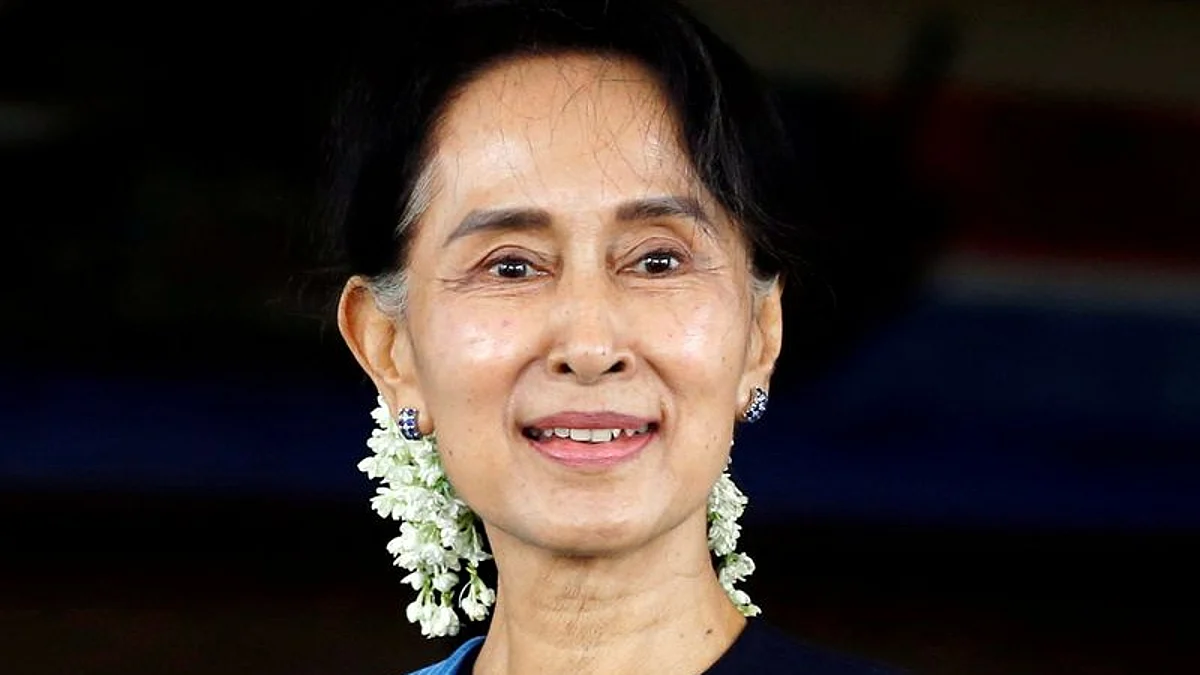 Myanmar returns to military dictatorship ahead of new Parliament session