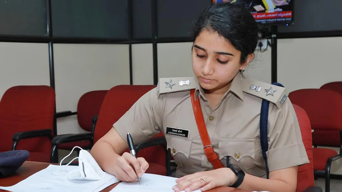 Kochi DCP Aishwarya Dongre courts controversy; suspends CPO for inaugurating coffee vending machine