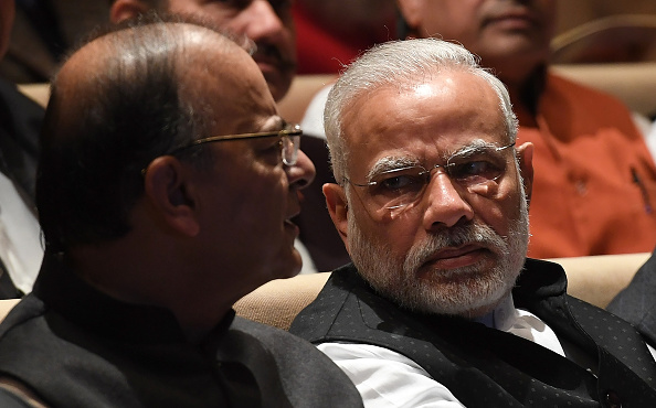 दलीलें कुछ भी दें मोदी, लेकिन जीएसटी ने ही किया है अर्थव्यवस्था का सत्यानाश