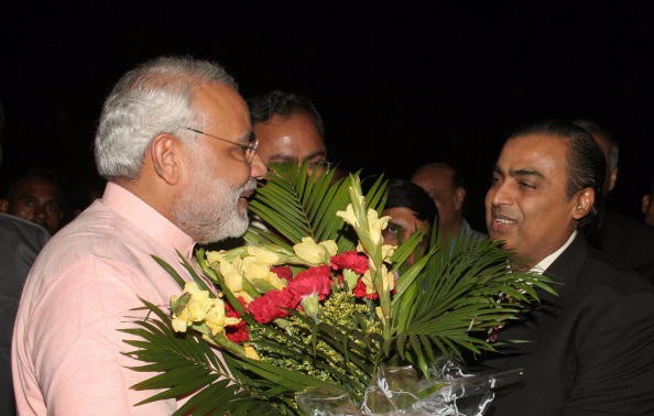 संघ के मजदूर संगठन ने मोदी सरकार की नीतियों पर उठाए सवाल