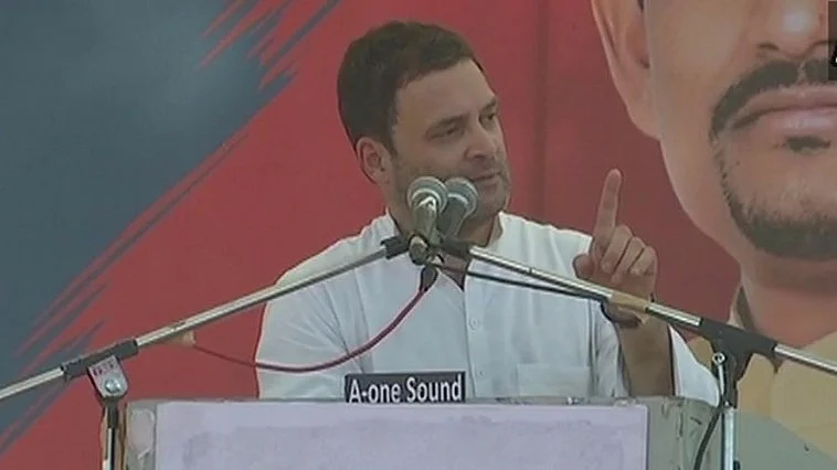 गुजरात रैली में राहुल का नया हमला, कहा, मोदी का जीएसटी है ‘गब्बर सिंह टैक्स’