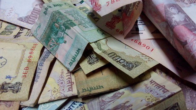 नोटबंदी की बरसी : 80% लोग नोटबंदी के खिलाफ थे, सर्वे से हुआ खुलासा