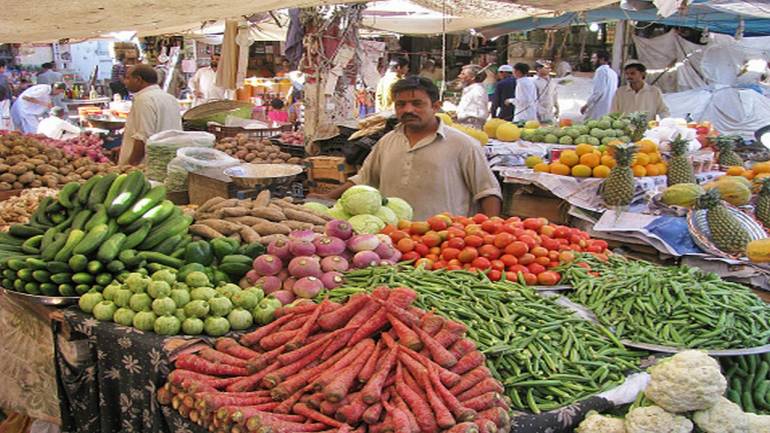 अर्थव्यवस्था को दोहरा झटका : खुदरा महंगाई दर 15 महीने के उच्च स्तर पर, सुस्त हुआ औद्योगिक विकास