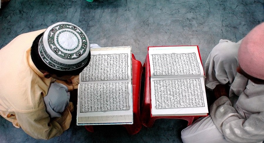 मदरसे को लेकर योगी सरकार का एक और फरमान, दूसरे धर्मों के त्योहारों पर मदरसों को बंद रखने का आदेश