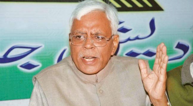 नीतीश कुमार के सहयोगी रहे शिवानंद तिवारी का हमला, ‘बिहार में नालायक सरकार’