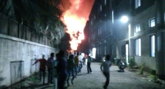 महाराष्ट्र: केमिकल फैक्ट्री में बॉयलर फटने से लगी आग, 3 की मौत, कई फैक्ट्रियों को नुकसान