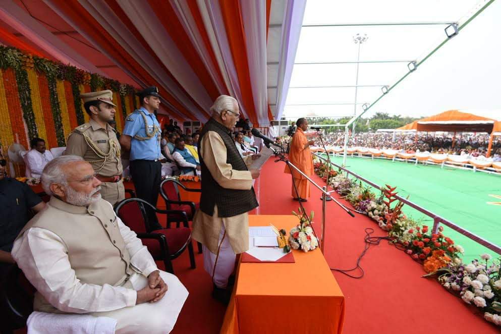योगी सरकार का एक साल: अधूरे वादों का सबक है फूलपुर-गोरखपुर की हार