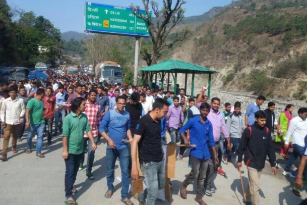 उत्तराखंड: रूद्रप्रयाग हिंसा-आगजनी में पुलिस ने छात्रों और एक कुख्यात ‘स्वामी’ के खिलाफ दर्ज किया केस