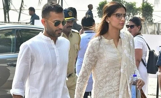 सोनम कपूर की शादी तय, 8 मई को हो जाएंगी आनंद अहूजा की