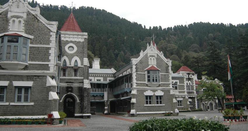 उत्तराखंड हाई कोर्ट ने रिवर राफ्टिंग और पैराग्लाइडिंग समेत कई खेलों पर लगाई रोक