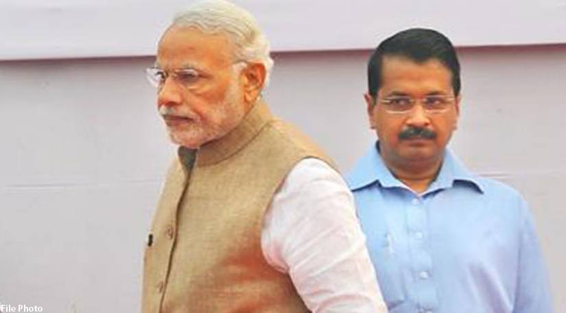 वक्त-बेवक्त: दिल्ली पर सुप्रीम कोर्ट के फैसले ने आज के बदहवास समय में ठहरकर सोचने का मौक़ा दिया है