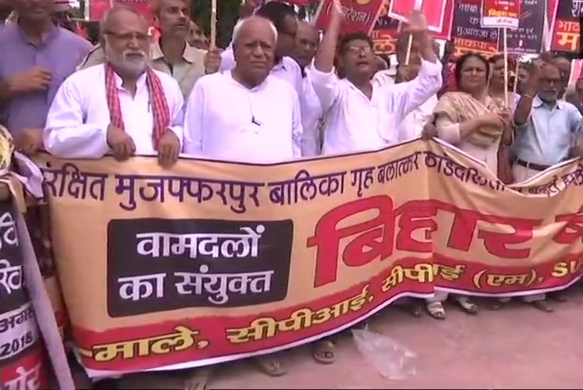मुजफ्फरपुर कांड के विरोध में विपक्ष का बिहार बंद, सड़क और रेल मार्ग प्रभावित, सुप्रीम कोर्ट का सरकार को नोटिस