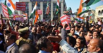 एससी-एसटी में ‘क्रीमी लेयर’ तो अभी बनी ही नहीं, फिर उसे प्रमोशन में आरक्षण का विरोध क्यों !