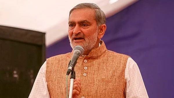 बिटकॉइन केस में बीजेपी के पूर्व विधायक नलिन कोटडिया महाराष्ट्र के धुलिया से गिरफ्तार