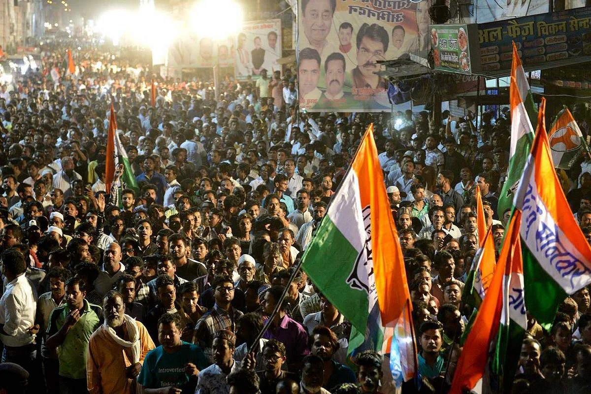 राहुल गांधी के जबलपुर रोड शो में उमड़ा जन सैलाब