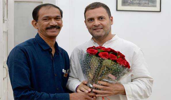 बीजेपी के एजेंट की तरह काम कर रही हैं गोवा की राज्यपाल, एक माह से ज्यादा नहीं चलेगी पर्रिकर सरकार: कांग्रेस