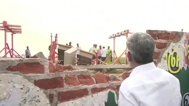 तमिलनाडु: त्रिची एयरपोर्ट के दीवार से टकराया एयर इंडिया का विमान, सवार थे 130 से ज्यादा यात्री, सभी सुरक्षित