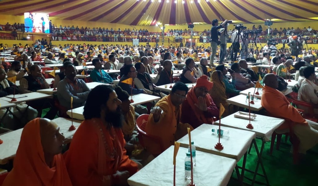 काशी में धर्म संसद का ऐलान, 221 मीटर ऊंची मूर्ती बनाना श्रीराम का अपमान