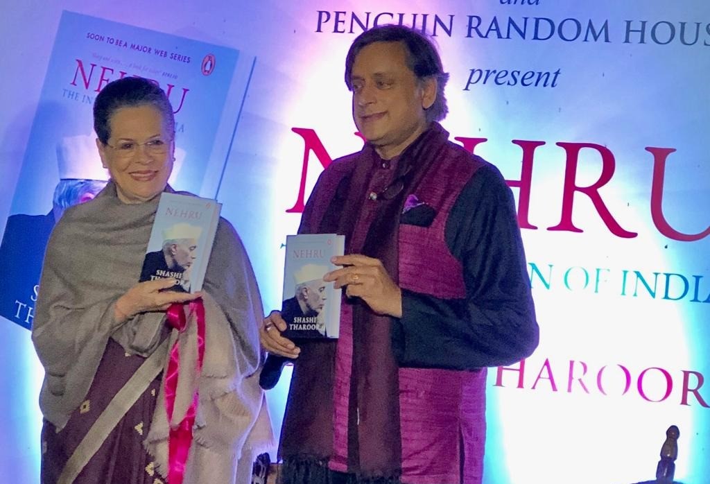 पंडित नेहरू ने देश की संस्थाओं के प्रति सम्मान और उनको मजबूत बनाने की संस्कृति पैदा की: सोनिया गांधी