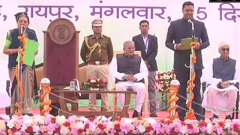 छत्तीसगढ़: बघेल सरकार के मंत्रिमंडल का विस्तार, 9 मंत्रियों ने ली शपथ