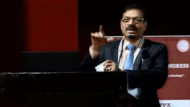 आंध्र यूनिवर्सिटी के वाइस चांसलर ने कहा- टेस्ट ट्यूब बेबी थे कौरव, भगवान विष्णु के चक्र को बताया गाइडेड मिसाइल