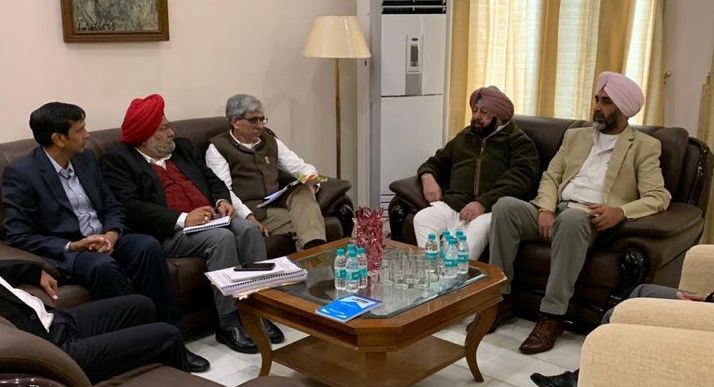पाकिस्तान में एयर स्ट्राइक के बाद पंजाब के सीमावर्ती जिलों में हाई अलर्ट, सीएम अमरिंदर सिंह कल करेंगे दौरा