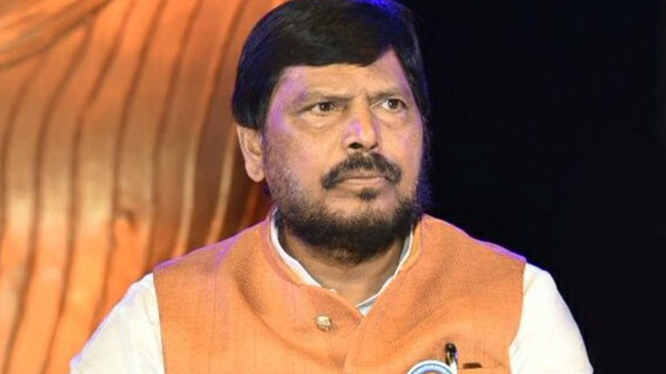 मोदी के मंत्री की खुली धमकी: अठावले बोले, ‘जो मुझे किनारे करेंगे, उन्हें सबक सिखाना जानता हूं’